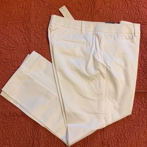 NWT - NY&Co White cropped Pants